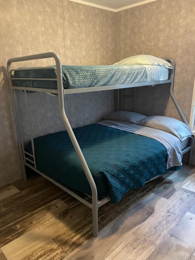 Lake Point Motel Marblehead Ngoại thất bức ảnh