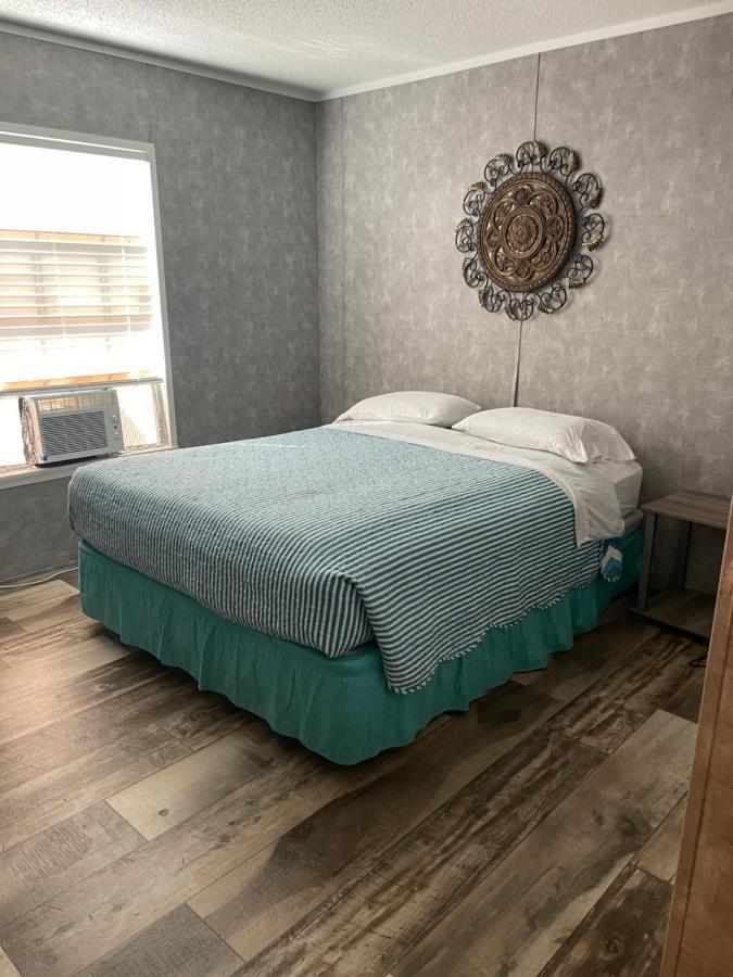 Lake Point Motel Marblehead Ngoại thất bức ảnh